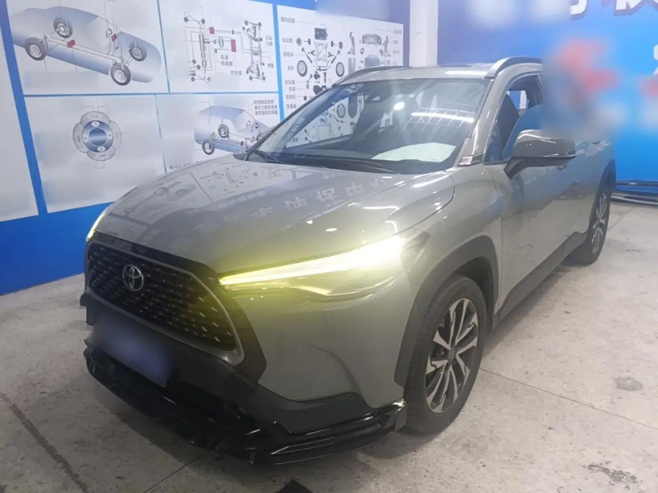 Toyota Corolla Cross 2022 2.0L Flagship Edition — миниатюра 1
