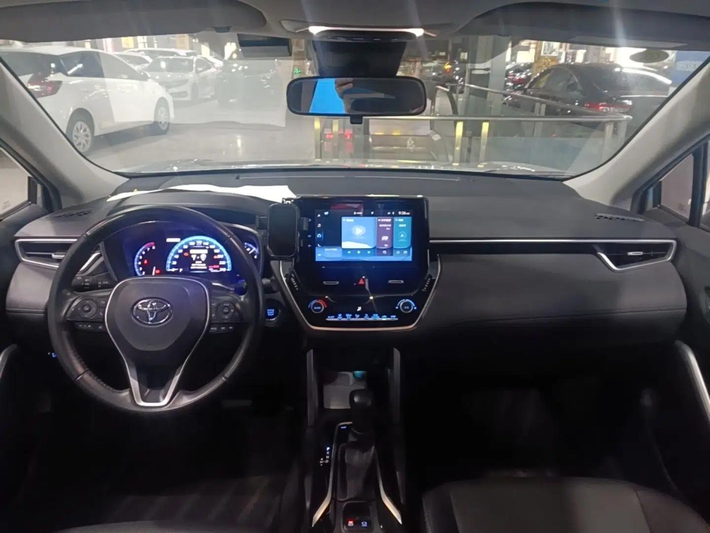 Toyota Corolla Cross 2022 2.0L Flagship Edition — миниатюра 13