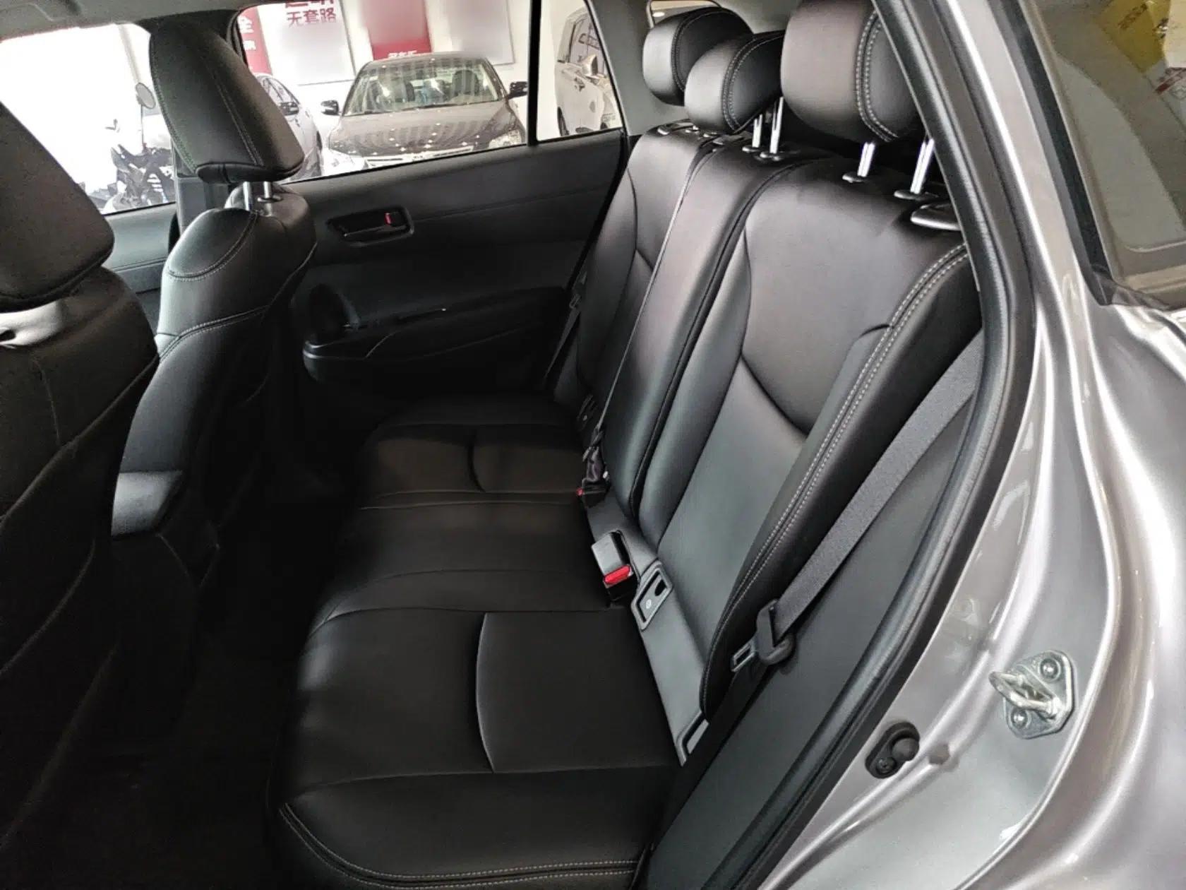 Toyota Corolla Cross 2023 Dual-Motor 2.0L Pioneer Edition — миниатюра 20