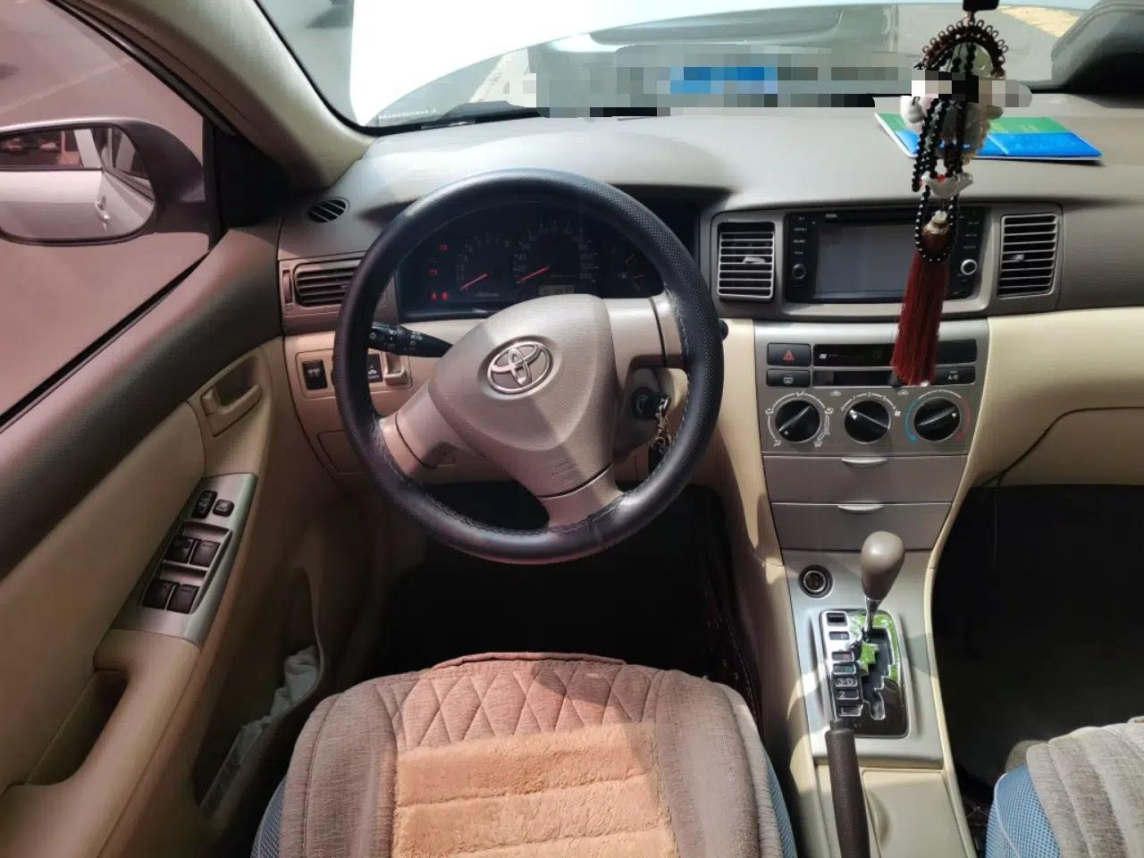 Toyota Corolla EX 2011 1.6L Automatic Classic Edition — миниатюра 11
