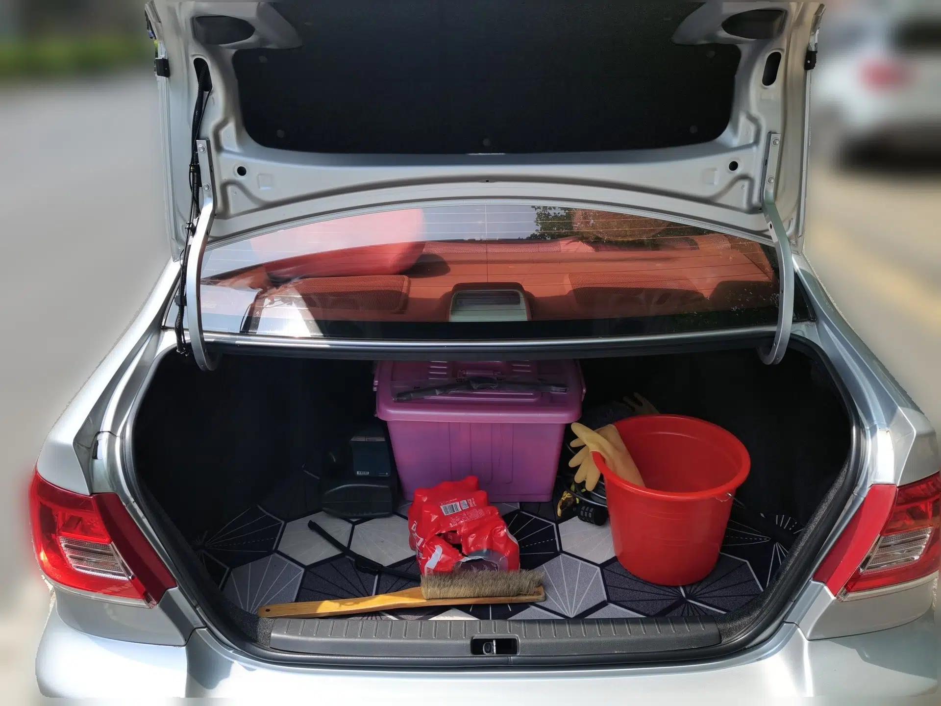 Toyota Corolla EX 2011 1.6L Automatic Classic Edition — миниатюра 20