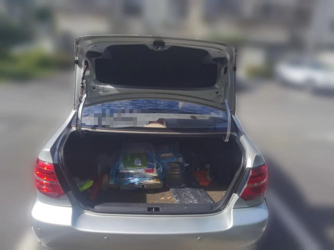 Toyota Corolla EX 2013 1.6L Manual Luxury Edition — миниатюра 20