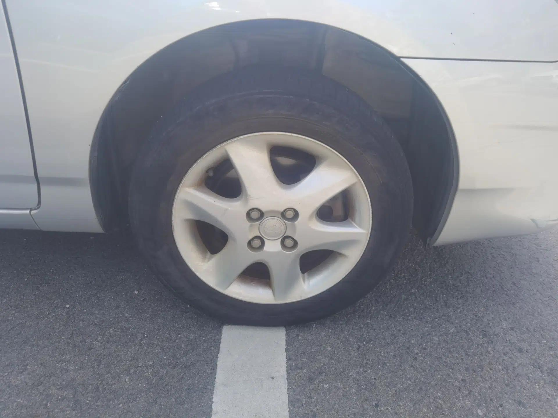 Toyota Corolla EX 2013 1.6L Manual Luxury Edition — миниатюра 8