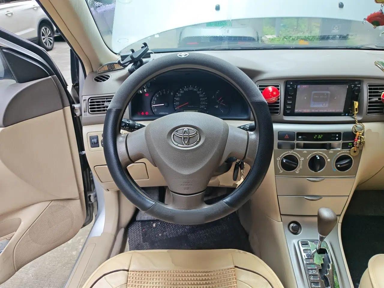 Toyota Corolla EX 2011 1.6L Automatic Classic Edition — миниатюра 11