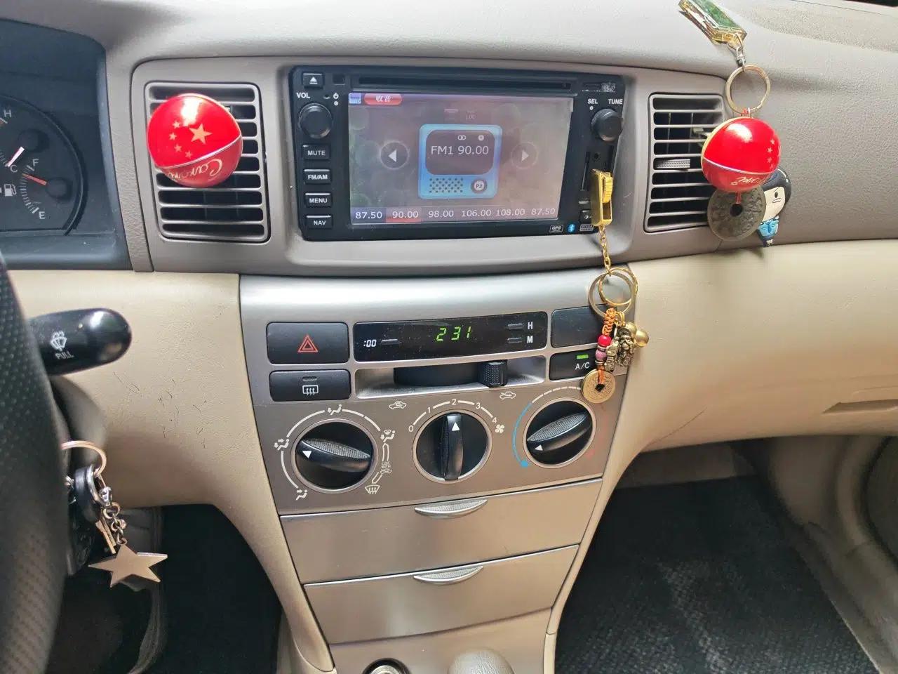 Toyota Corolla EX 2011 1.6L Automatic Classic Edition — миниатюра 14
