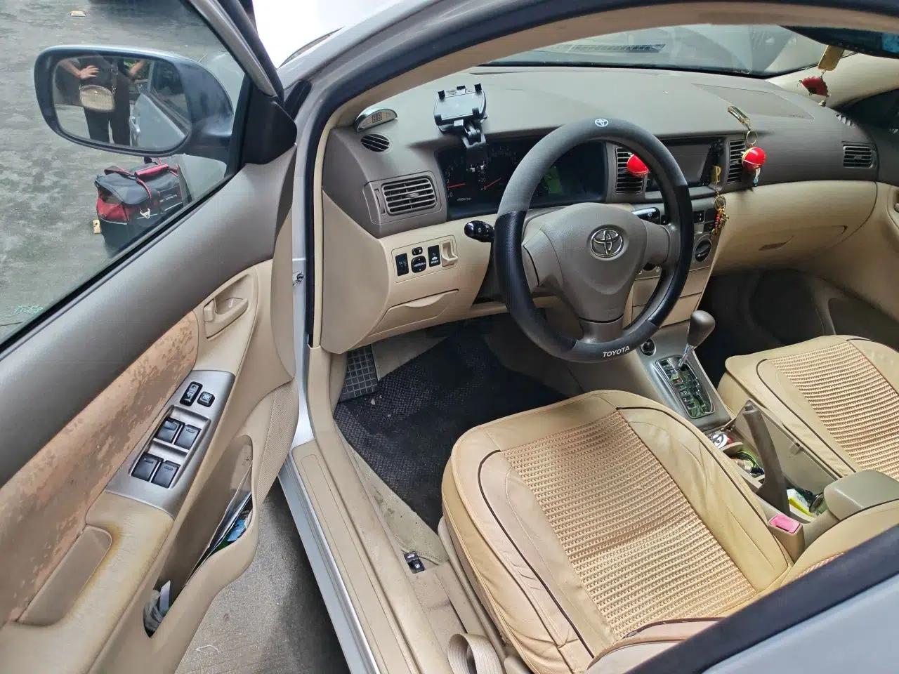 Toyota Corolla EX 2011 1.6L Automatic Classic Edition — миниатюра 17
