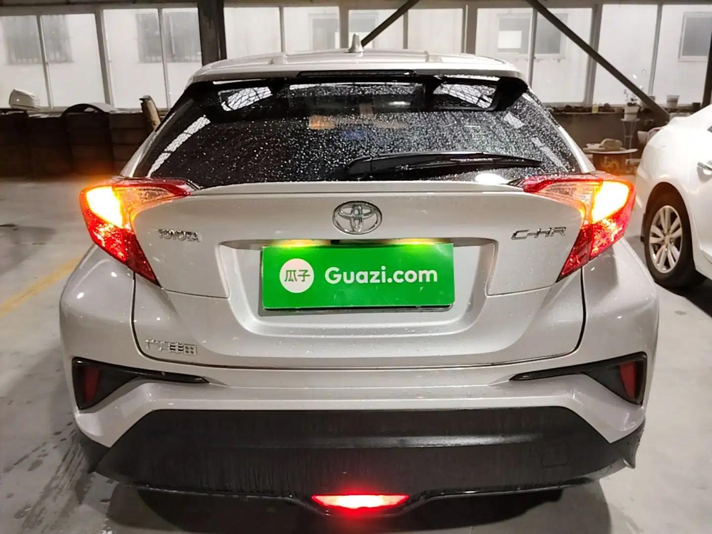 Toyota C-HR 2020 2.0L Leading Edition — миниатюра 5