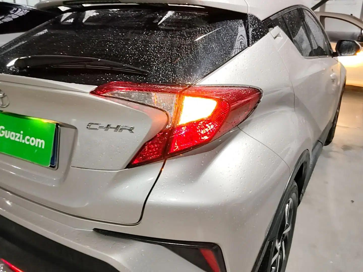 Toyota C-HR 2020 2.0L Leading Edition — миниатюра 7