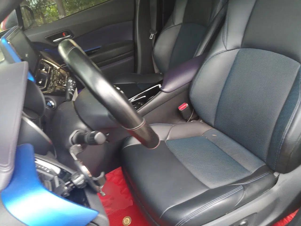 Toyota C-HR 2020 2.0L Leading Edition — миниатюра 16
