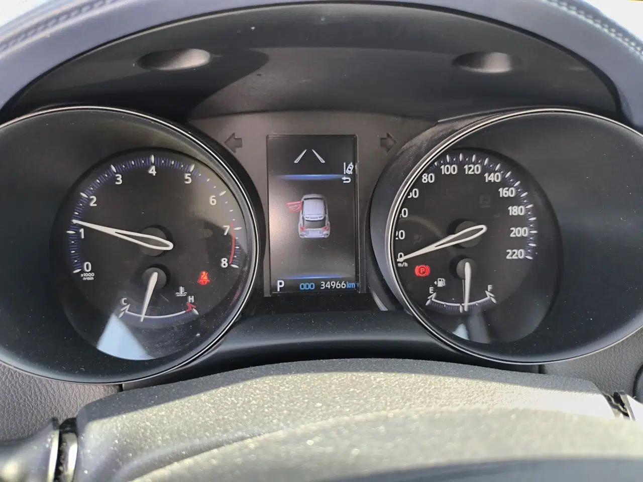 Toyota C-HR 2021 2.0L Comfort Edition — миниатюра 12