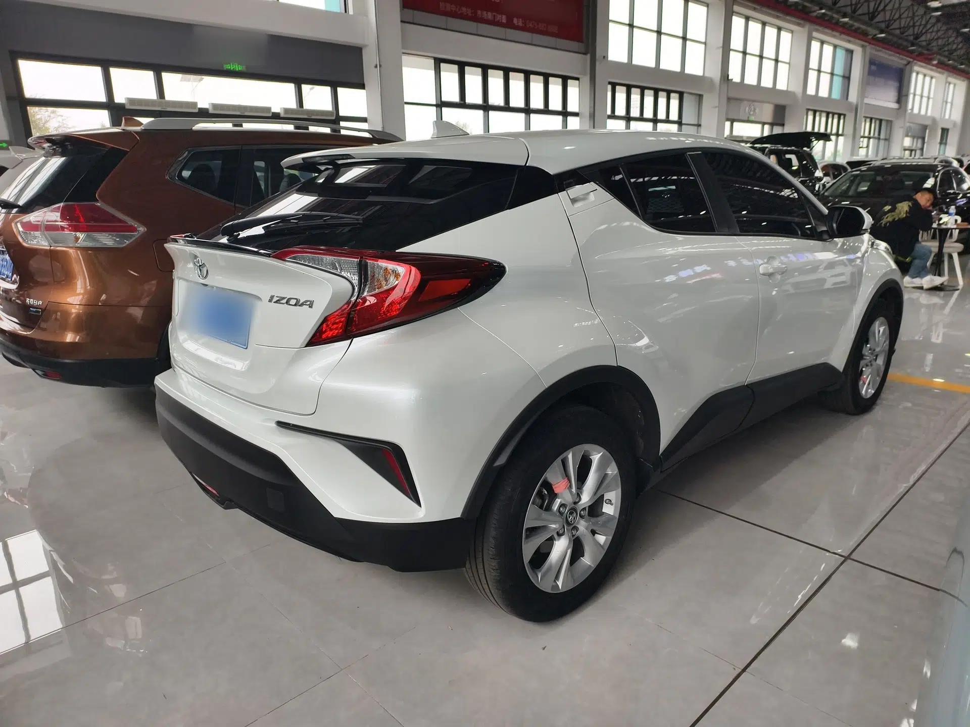 Toyota IZOA 2022 2.0L Yixing Version — миниатюра 4