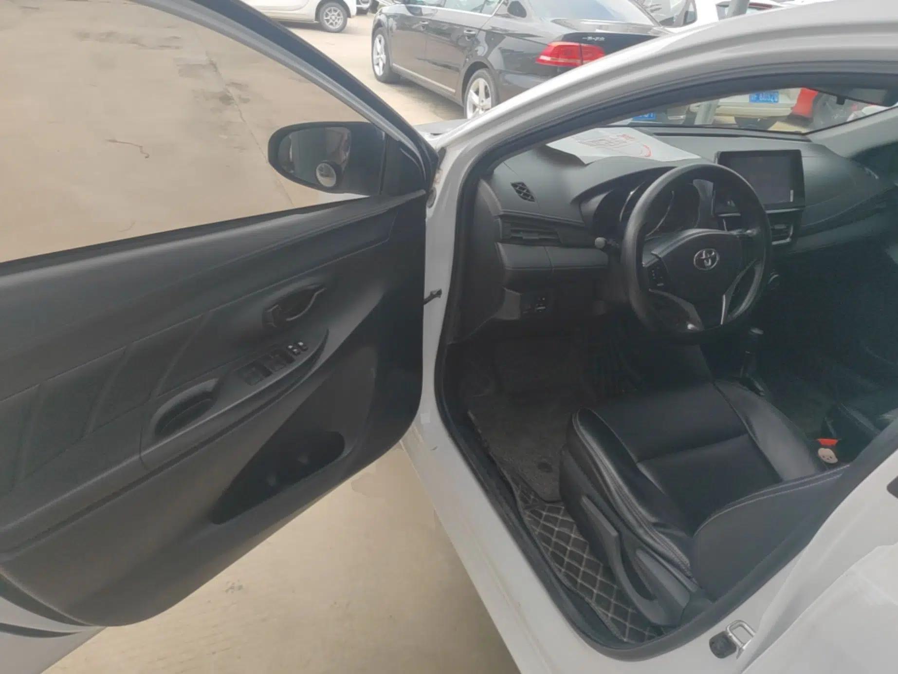 Toyota Vios FS 2021 1.5L CVT Fengchi Edition — миниатюра 19