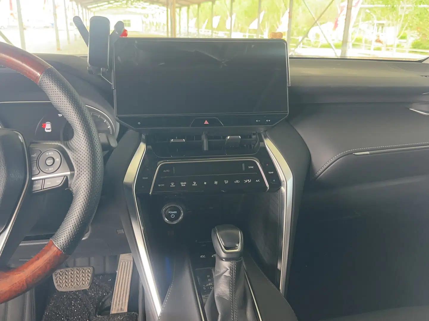 Toyota Harrier 2023 Dual-Motor 2.5L CVT 4x4 Deluxe Edition — миниатюра 12