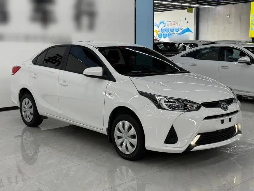 Toyota YARiS L Zhi Xiang 2021 1.5L CVT Leading Edition — миниатюра 3