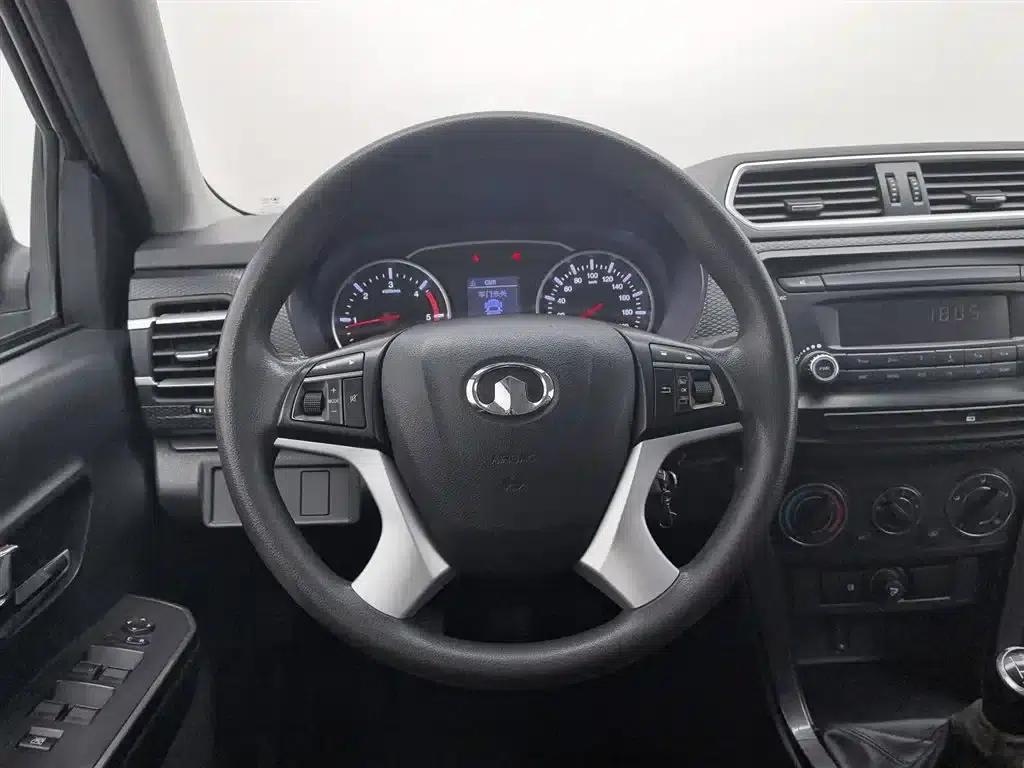 Wingle 5 2017 2.0T European Edition Diesel 2WD Entry-level Model with Large Double Cab GW4D20E — миниатюра 11
