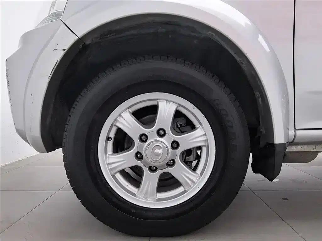 Wingle 5 2017 2.0T European Edition Diesel 2WD Entry-level Model with Large Double Cab GW4D20E — миниатюра 17