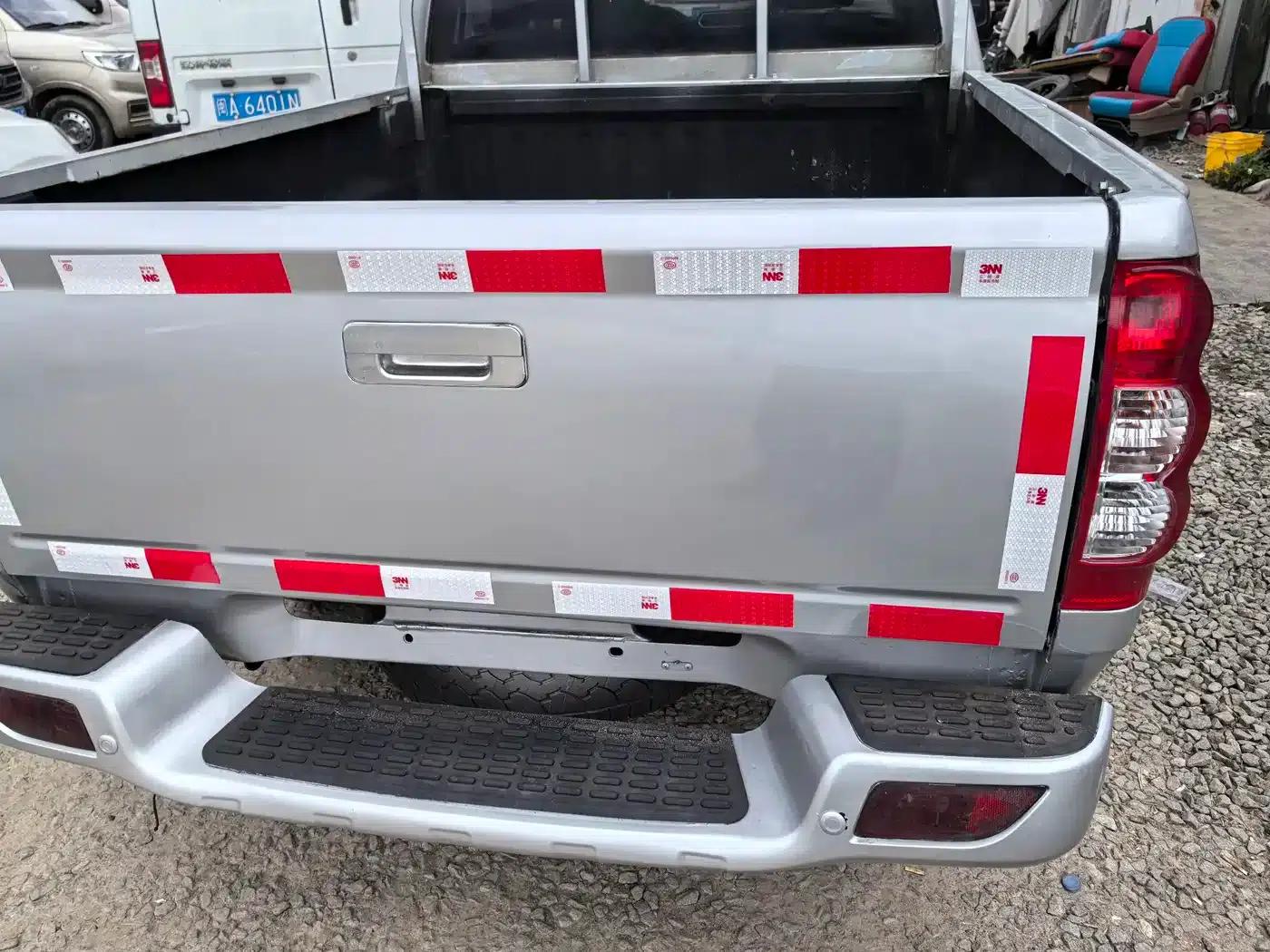 Wingle 5 2017 2.0T European Edition Diesel 2WD Elite Model with Large Double Cab GW4D20B — миниатюра 9