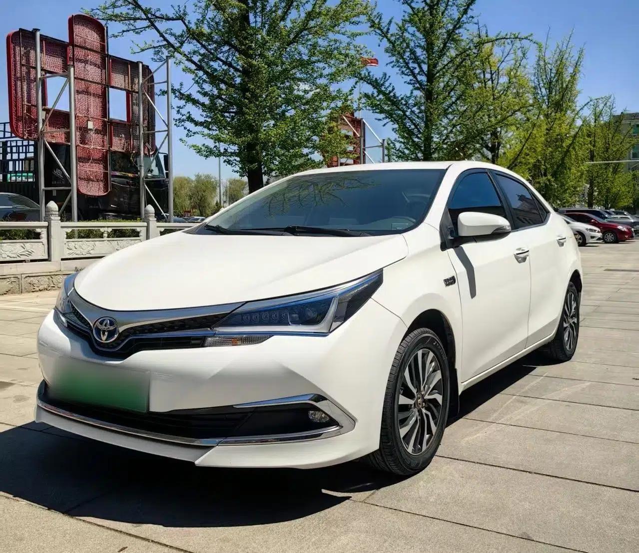 Toyota Corolla Hybrid E+ 2019 1.8L E-CVT Leading Edition — миниатюра 1