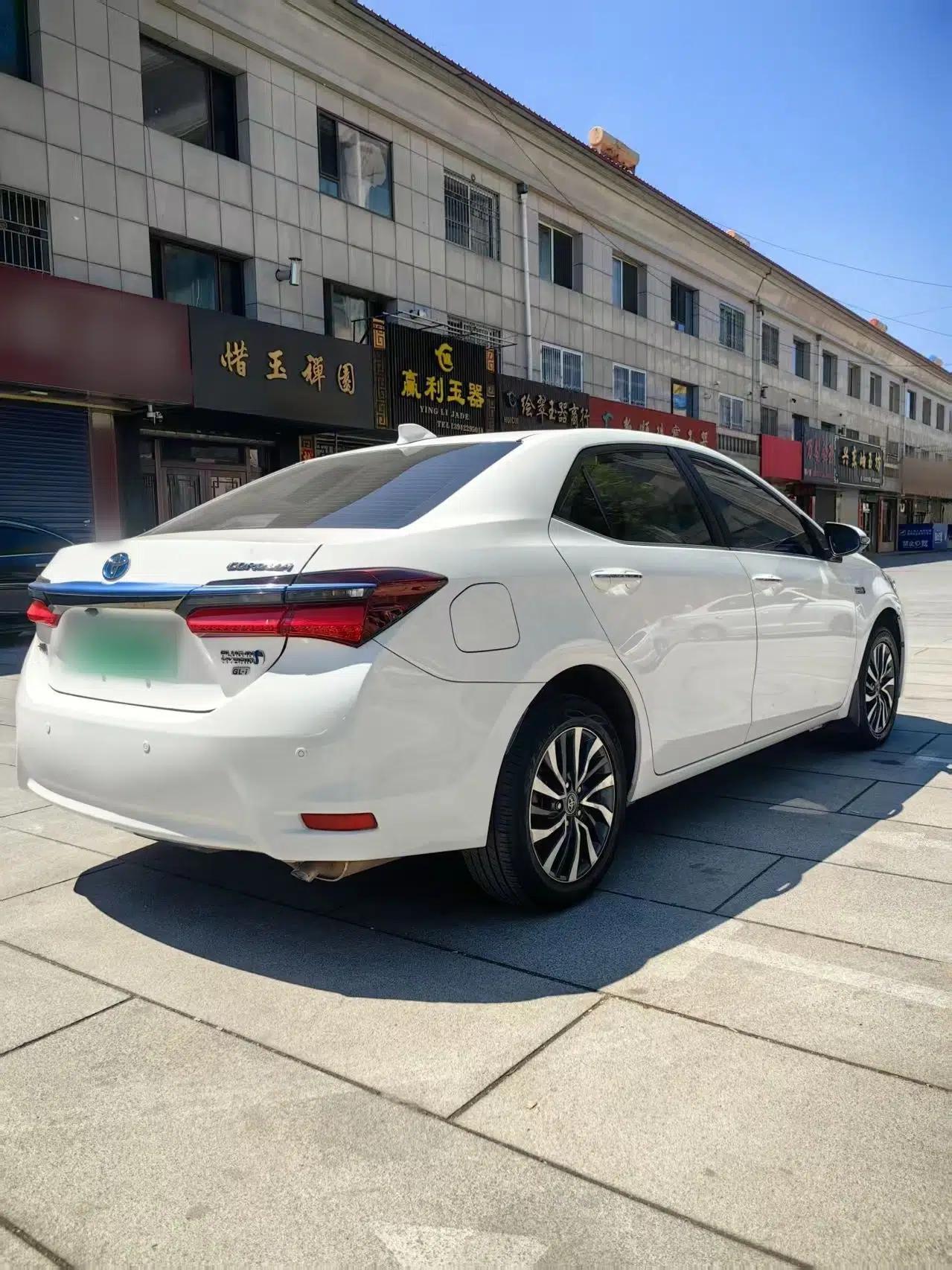Toyota Corolla Hybrid E+ 2019 1.8L E-CVT Leading Edition — миниатюра 7