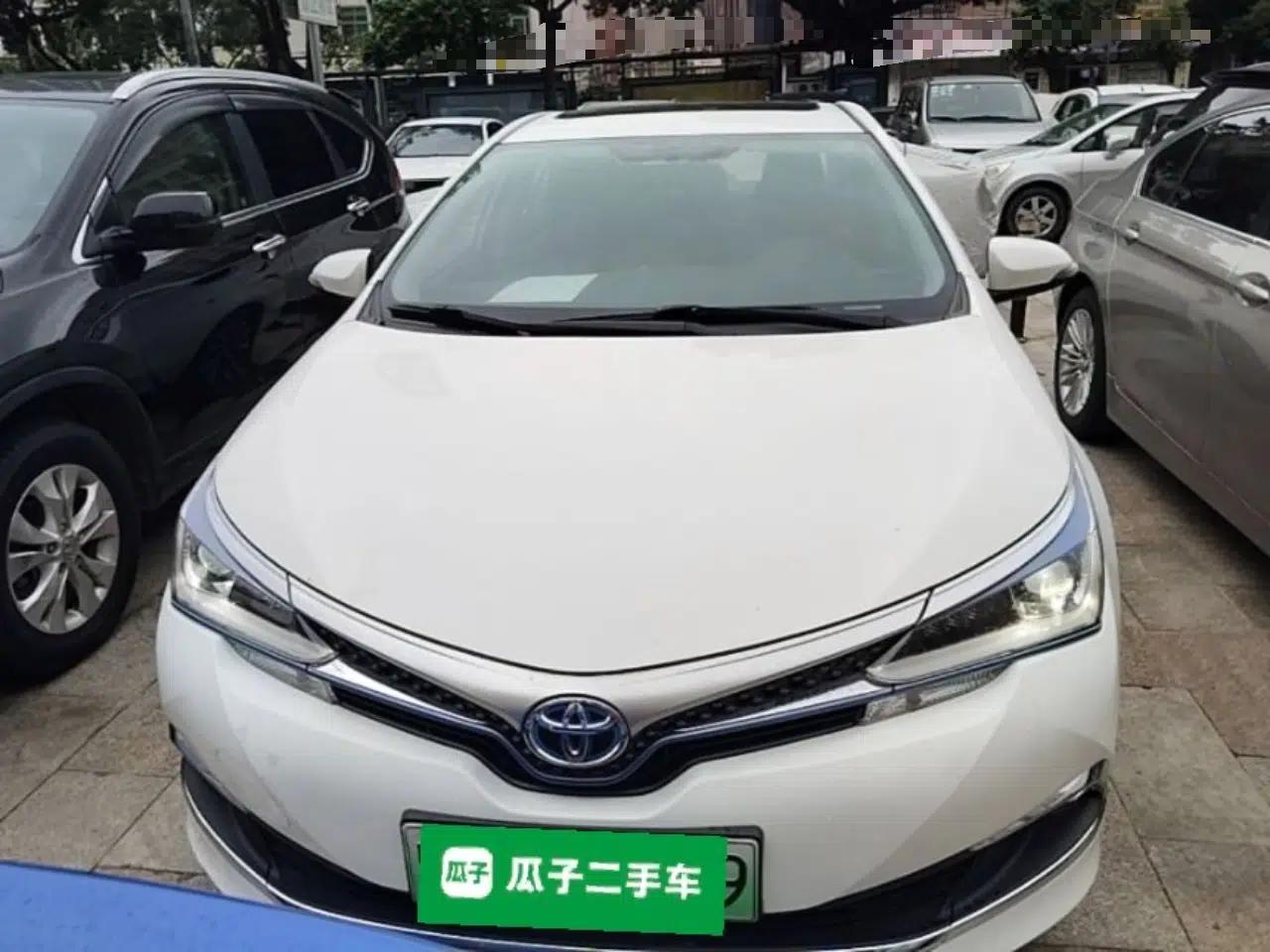 Toyota Corolla Hybrid E+ 2019 1.8L E-CVT Flagship Edition — миниатюра 2