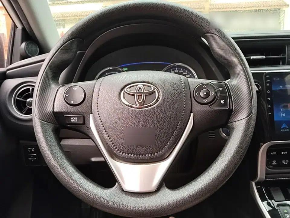 Toyota Corolla Hybrid E+ 2019 1.8L E-CVT Flagship Edition — миниатюра 13