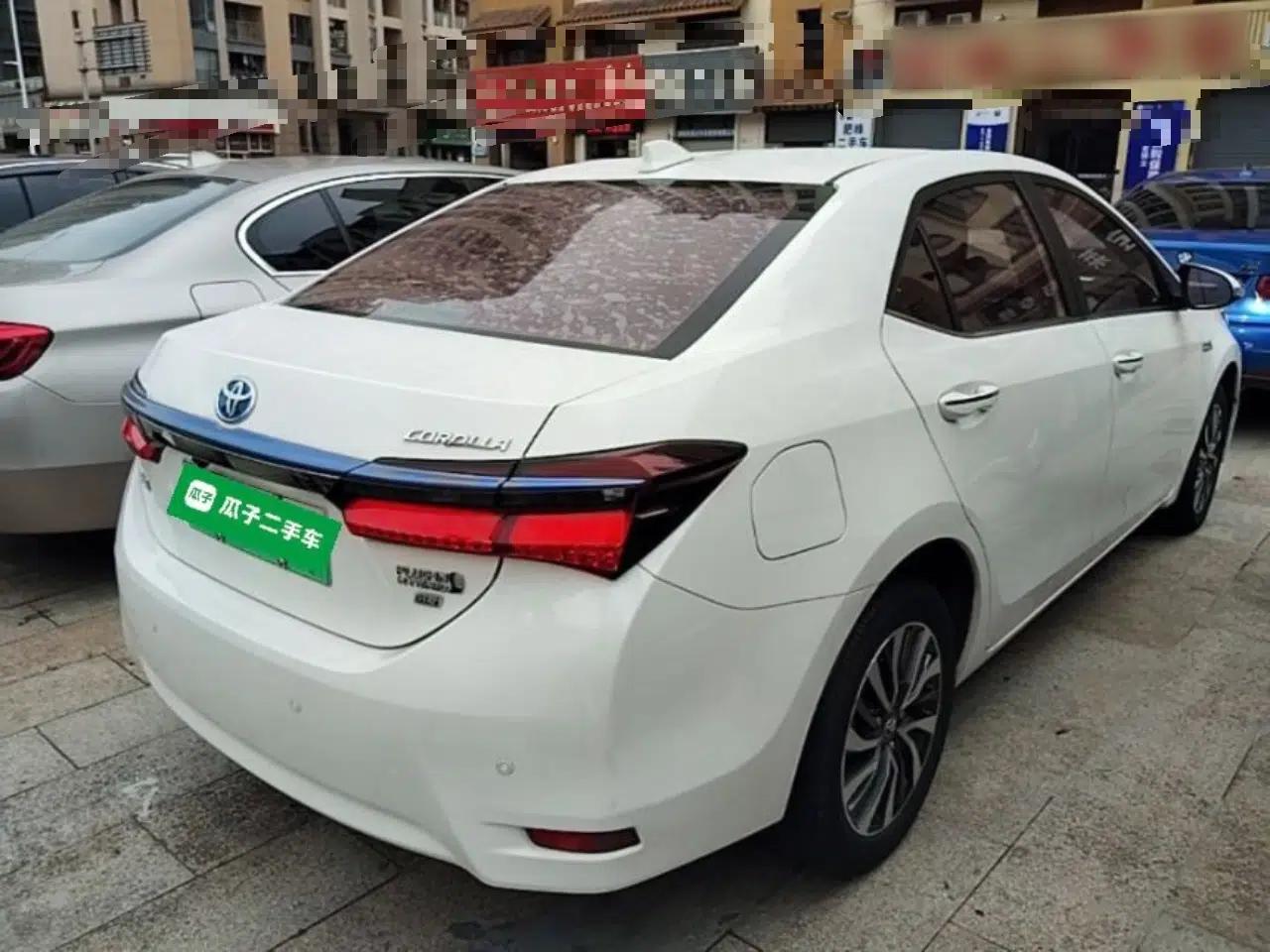 Toyota Corolla Hybrid E+ 2019 1.8L E-CVT Flagship Edition — миниатюра 4
