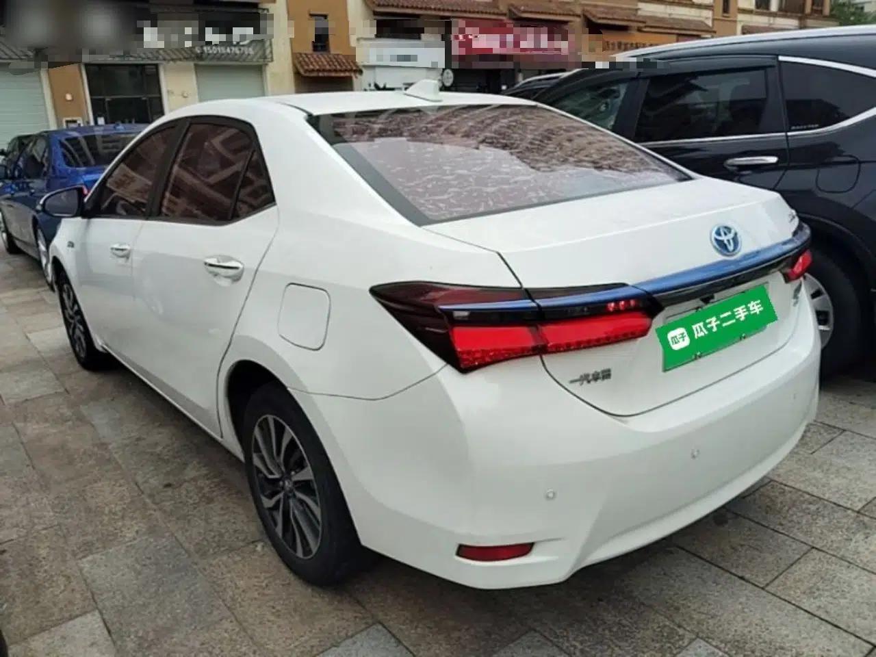 Toyota Corolla Hybrid E+ 2019 1.8L E-CVT Flagship Edition — миниатюра 7