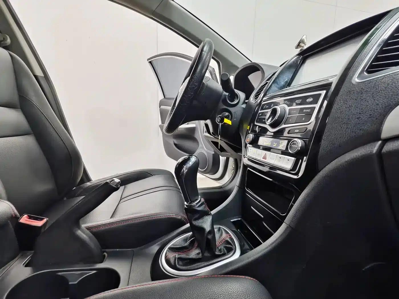 Great Wall C50 2012 1.5T Manual Elite — миниатюра 15