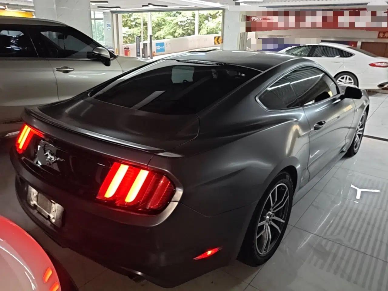 Ford Mustang 2016 2.3T Automatic Middle East Version — миниатюра 6