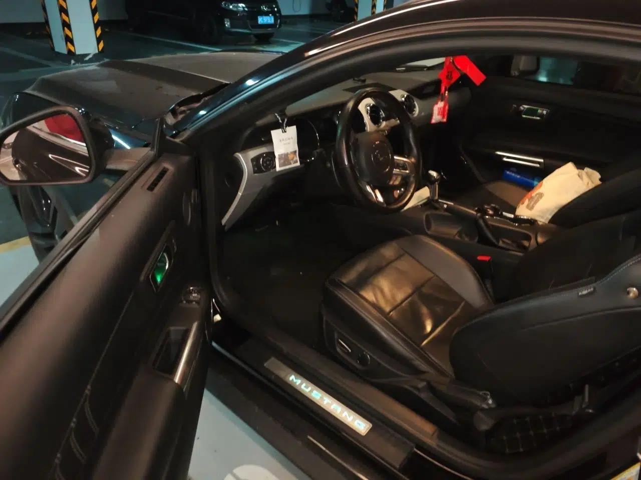 Ford Mustang 2015 2.3T Performance Edition — миниатюра 17