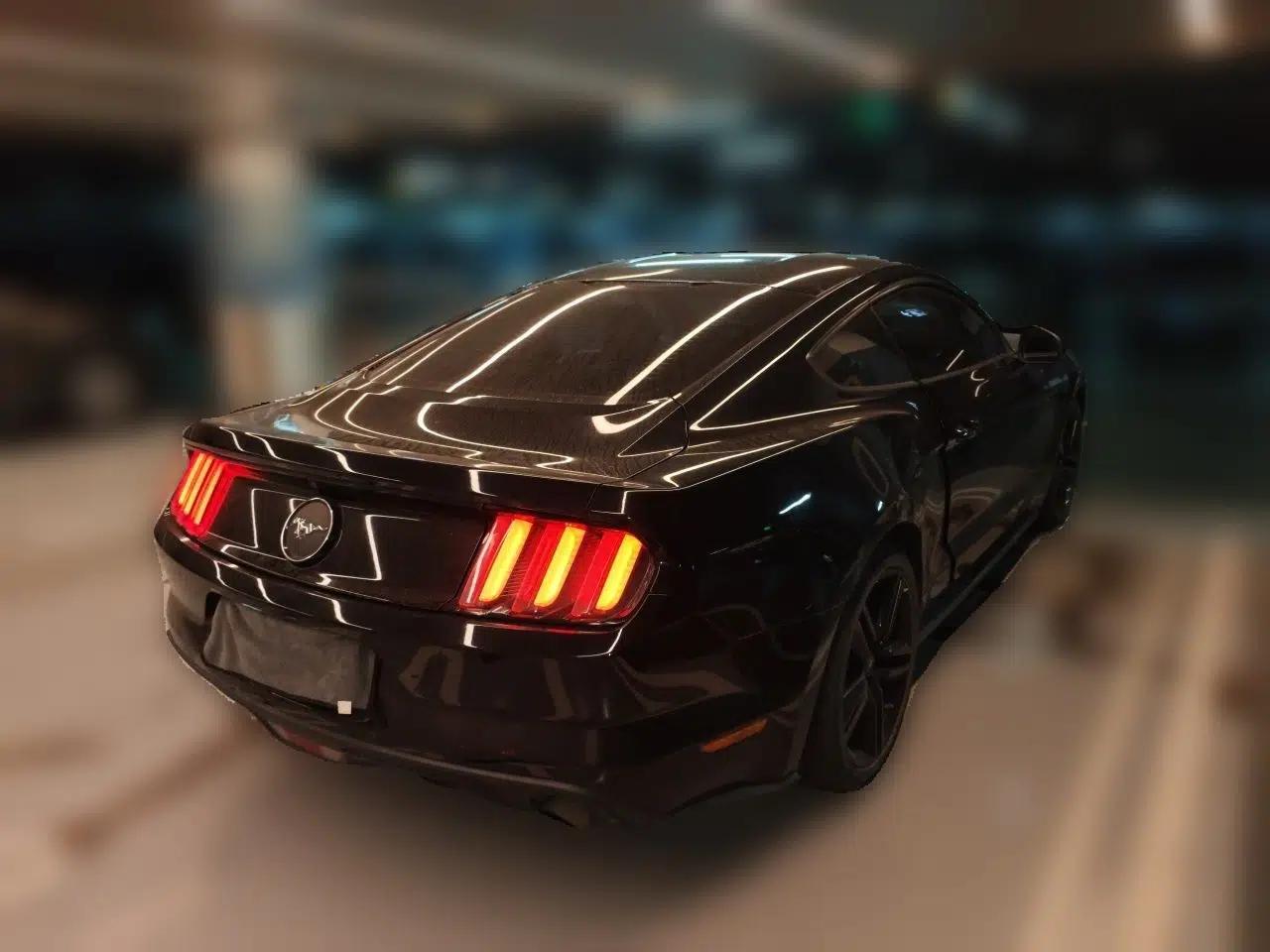Ford Mustang 2015 2.3T Performance Edition — миниатюра 6