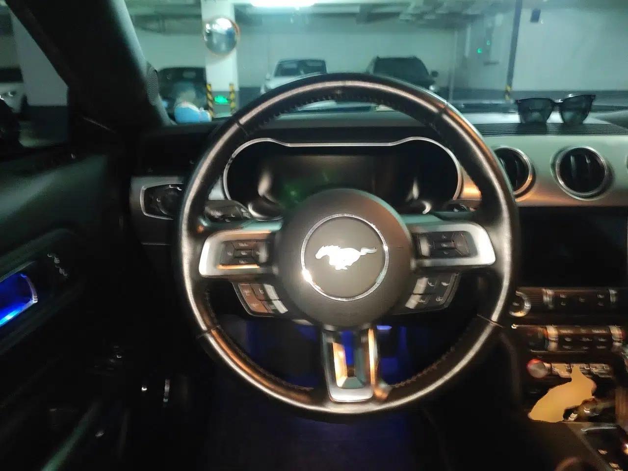 Ford Mustang 2019 2.3L EcoBoost — миниатюра 11
