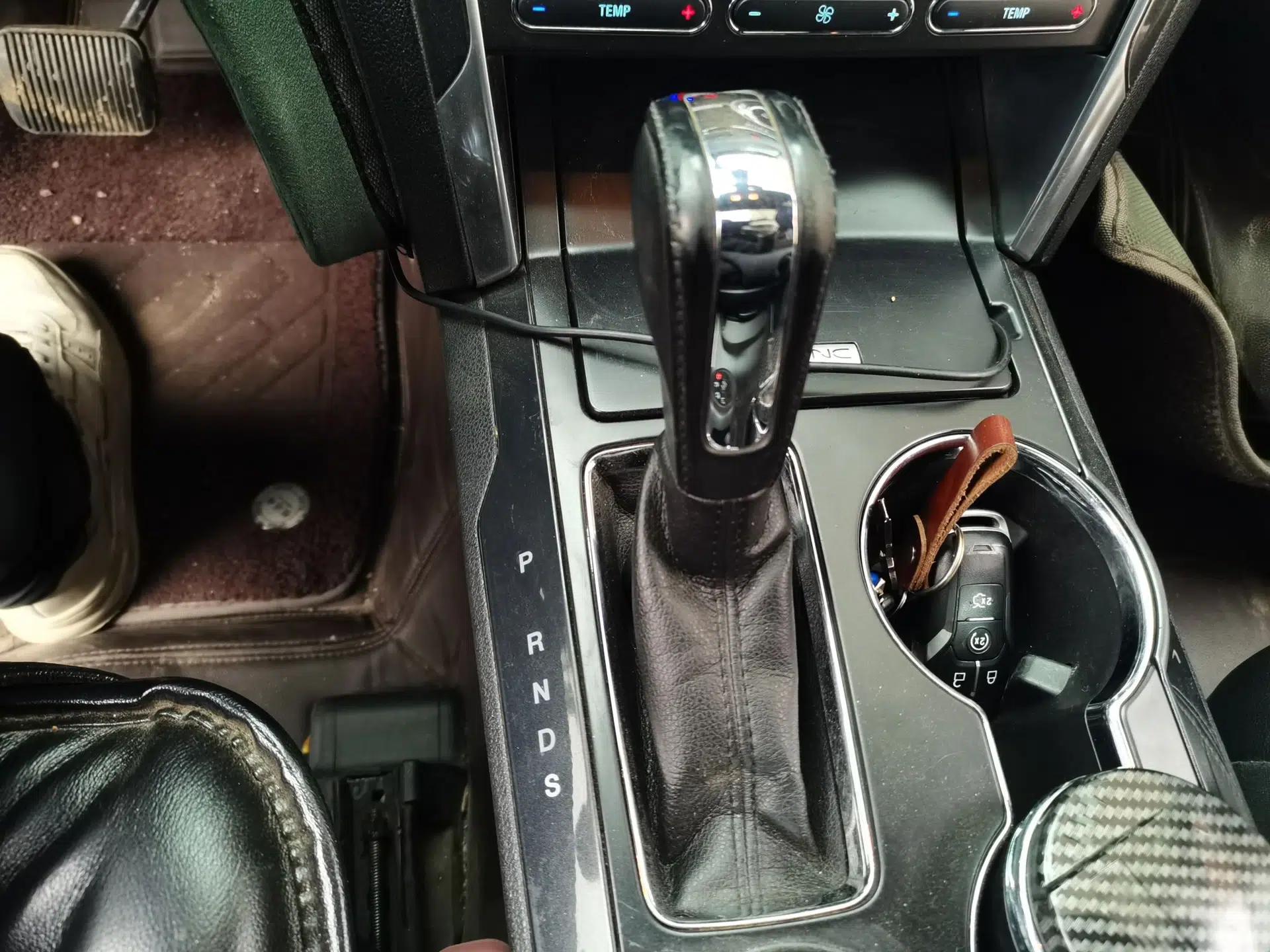 Ford Explorer 2017 3.5T Elite Edition — миниатюра 15