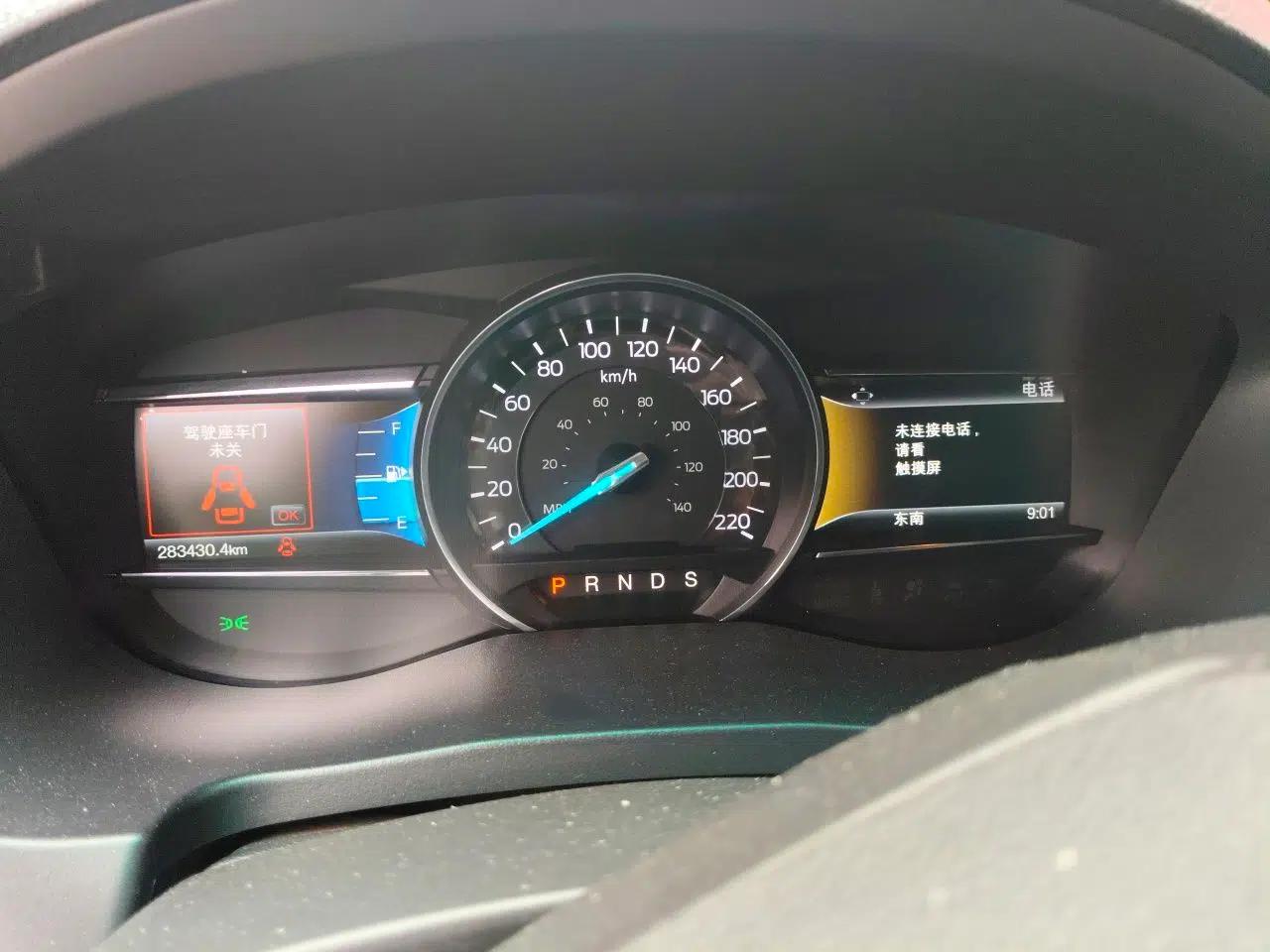 Ford Explorer 2016 2.3T Fashion Edition — миниатюра 12