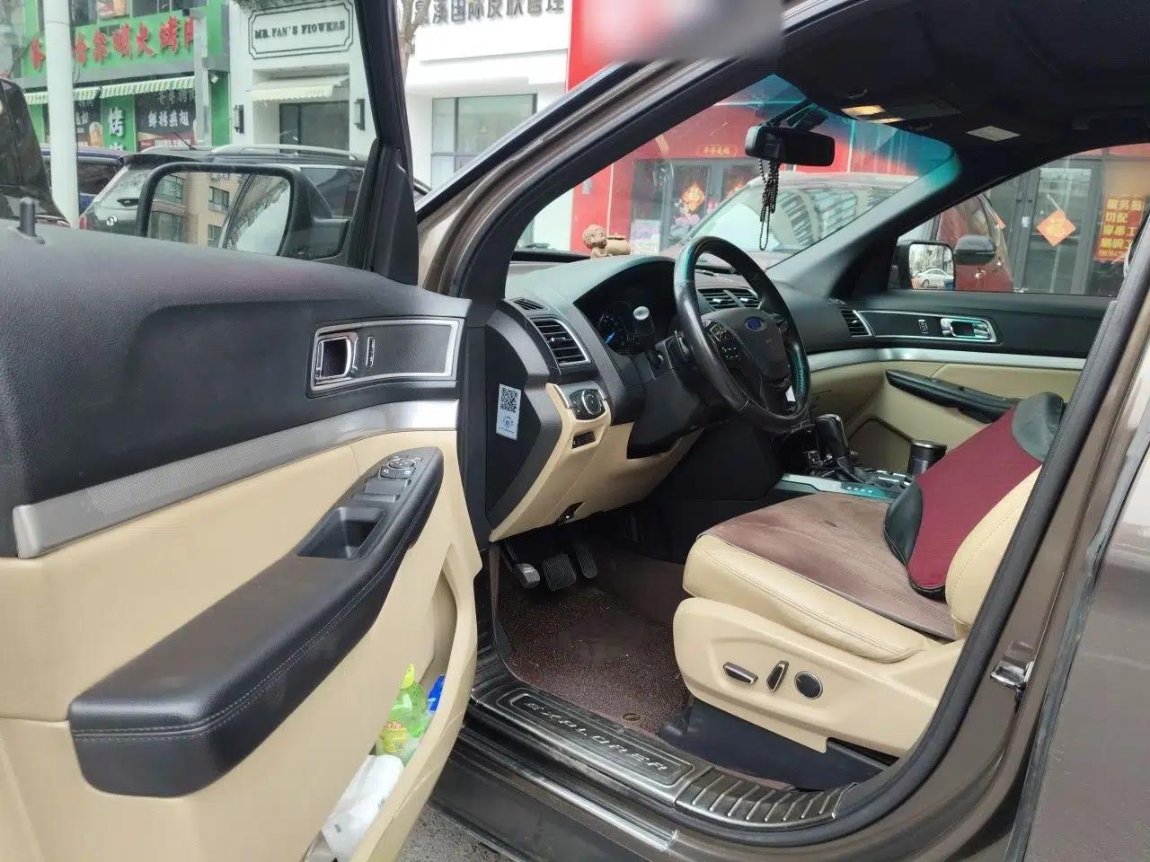 Ford Explorer 2016 2.3T Fashion Edition — миниатюра 17