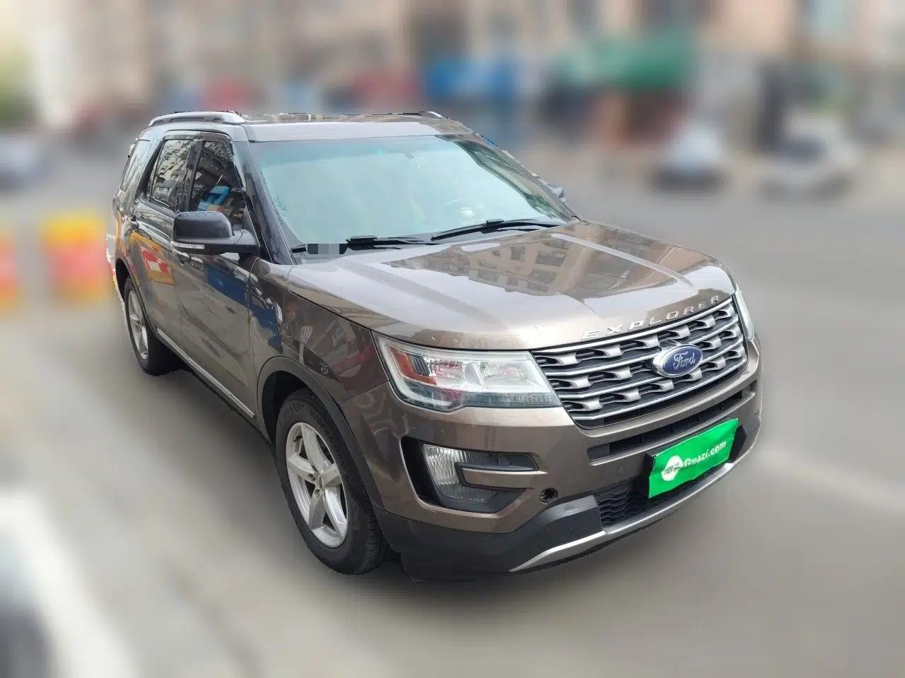 Ford Explorer 2016 2.3T Fashion Edition — миниатюра 3