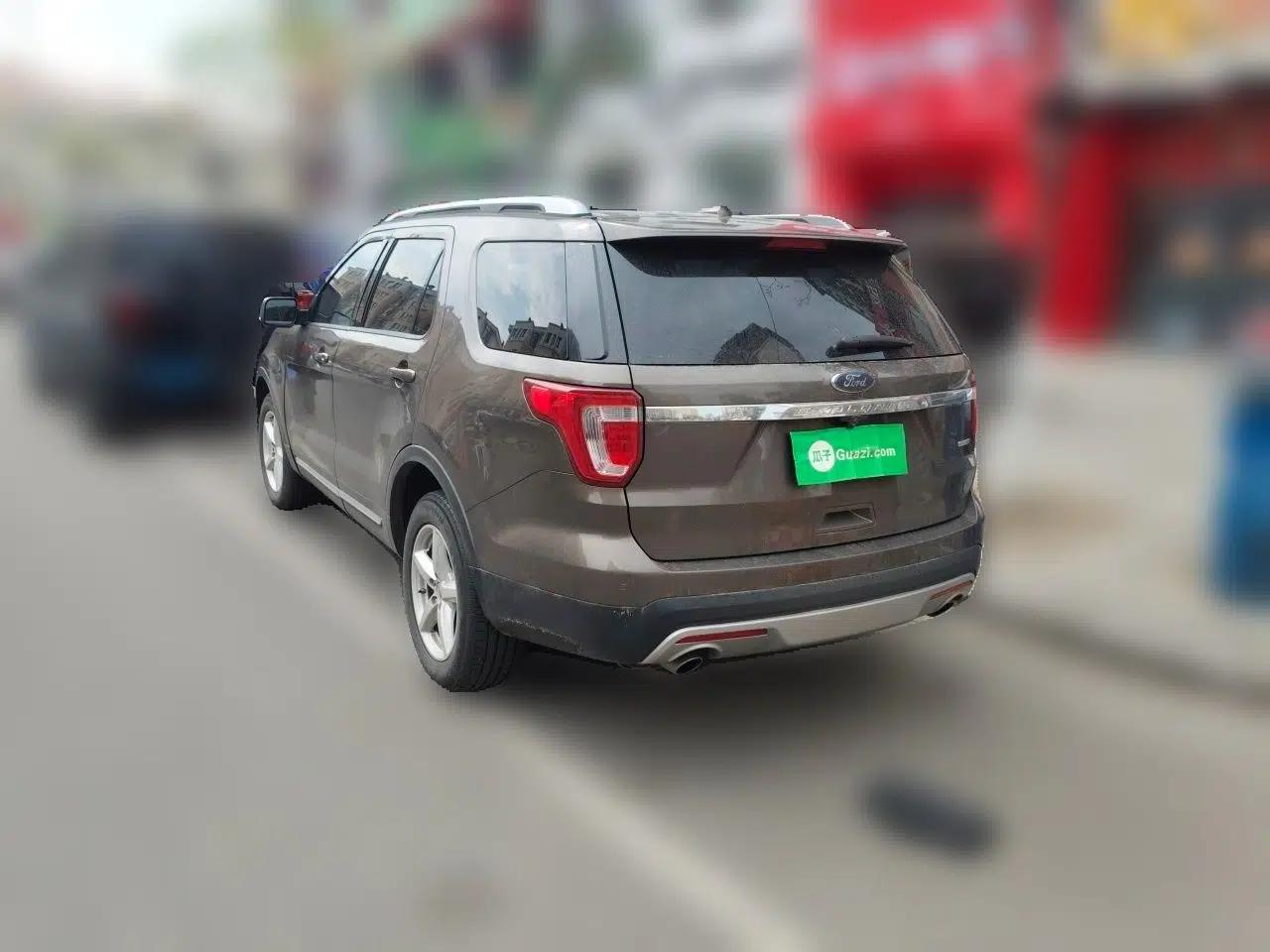 Ford Explorer 2016 2.3T Fashion Edition — миниатюра 4