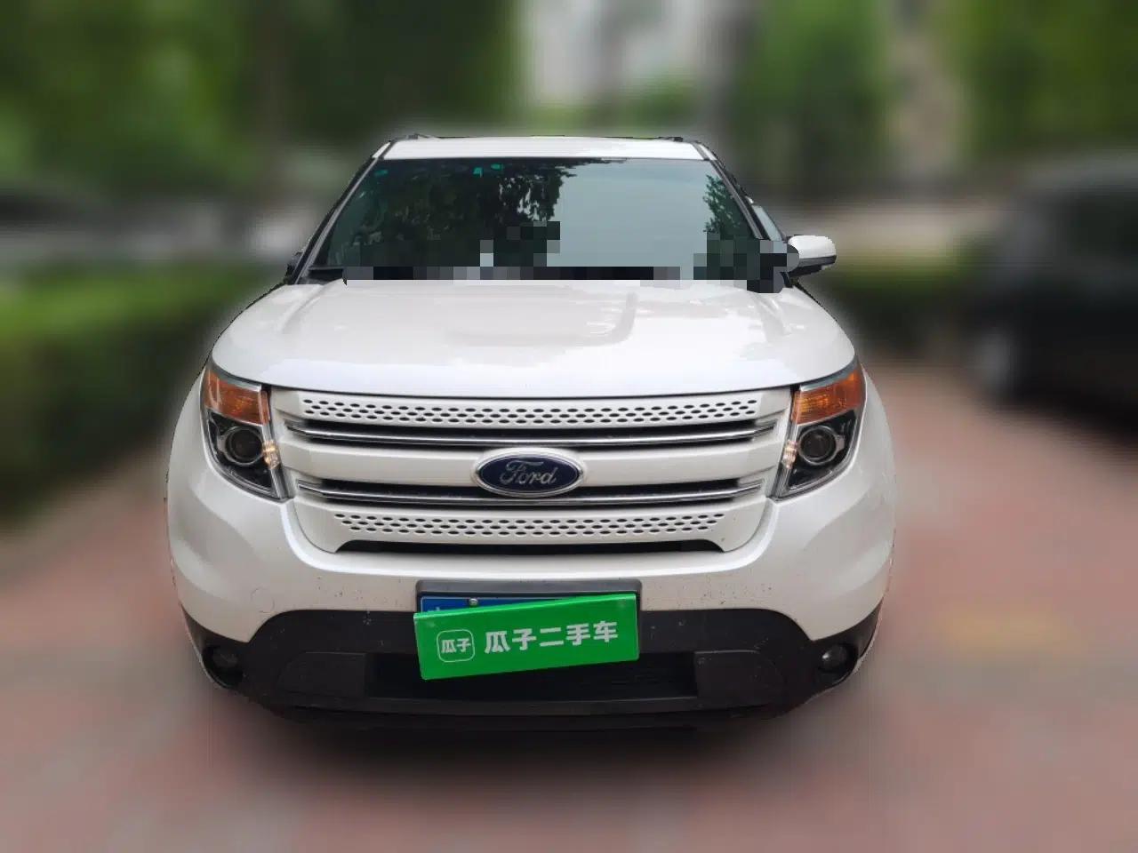 Ford Explorer 2013 3.5L Deluxe Model — миниатюра 2
