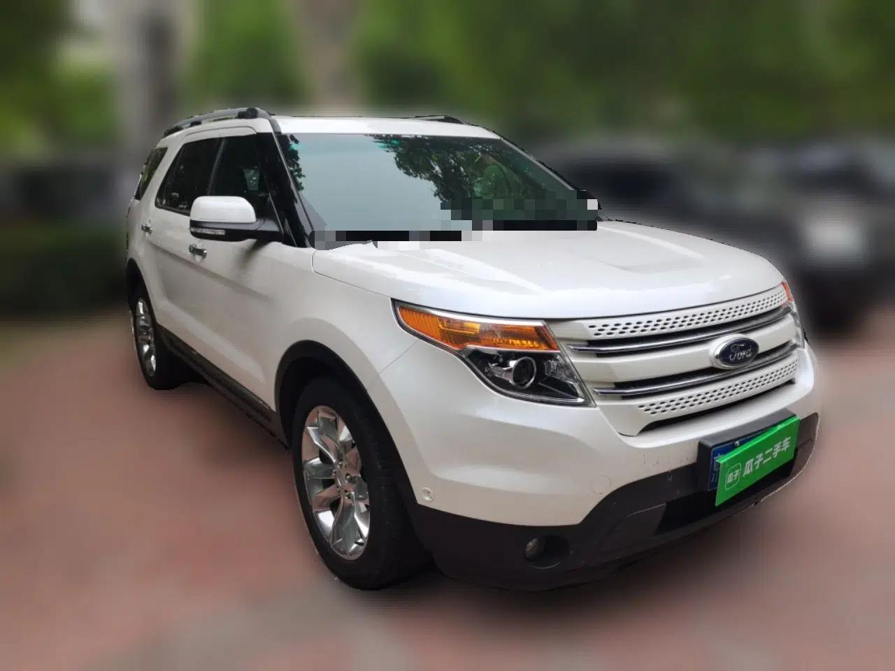 Ford Explorer 2013 3.5L Deluxe Model — миниатюра 3