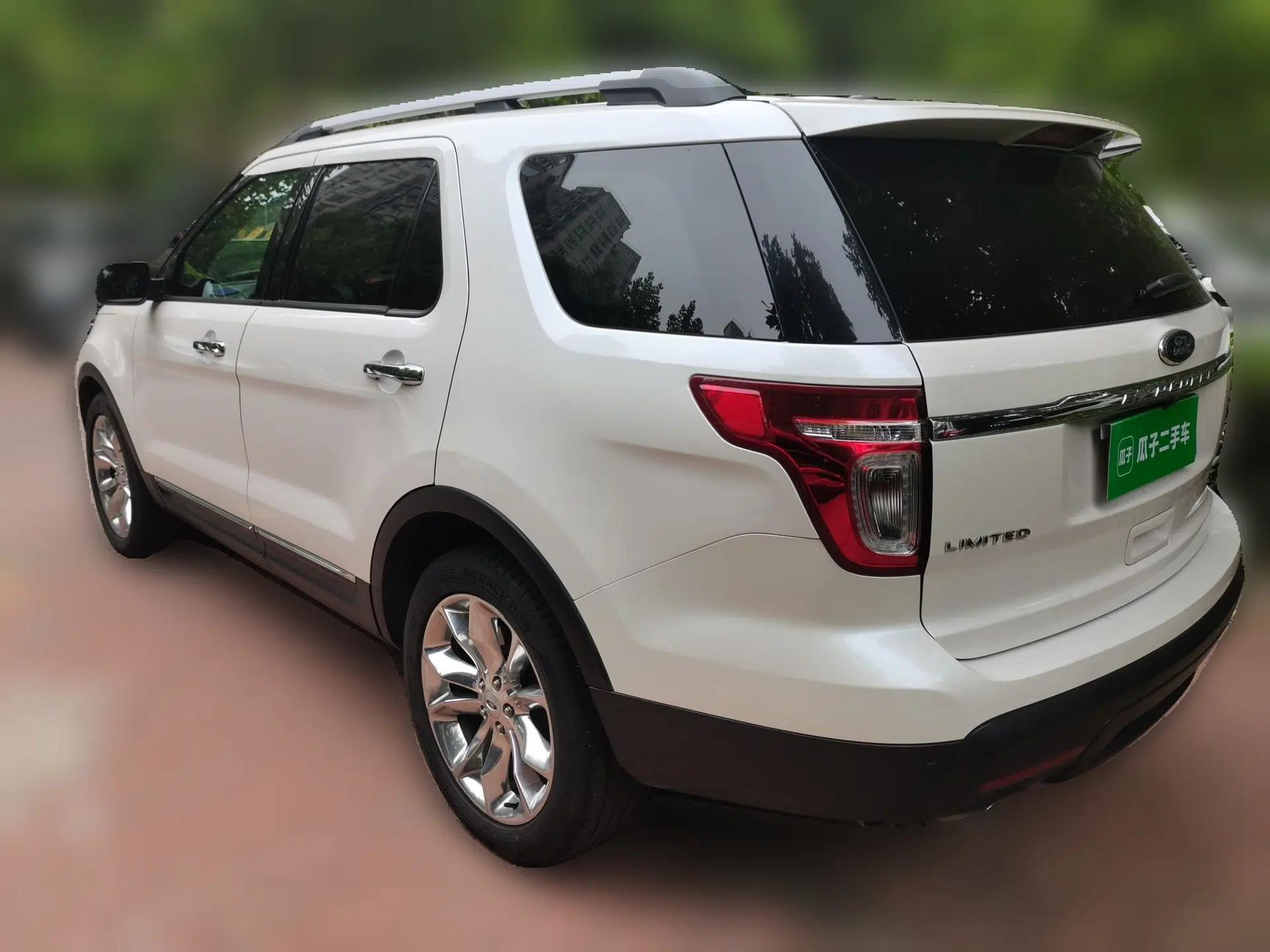 Ford Explorer 2013 3.5L Deluxe Model — миниатюра 4