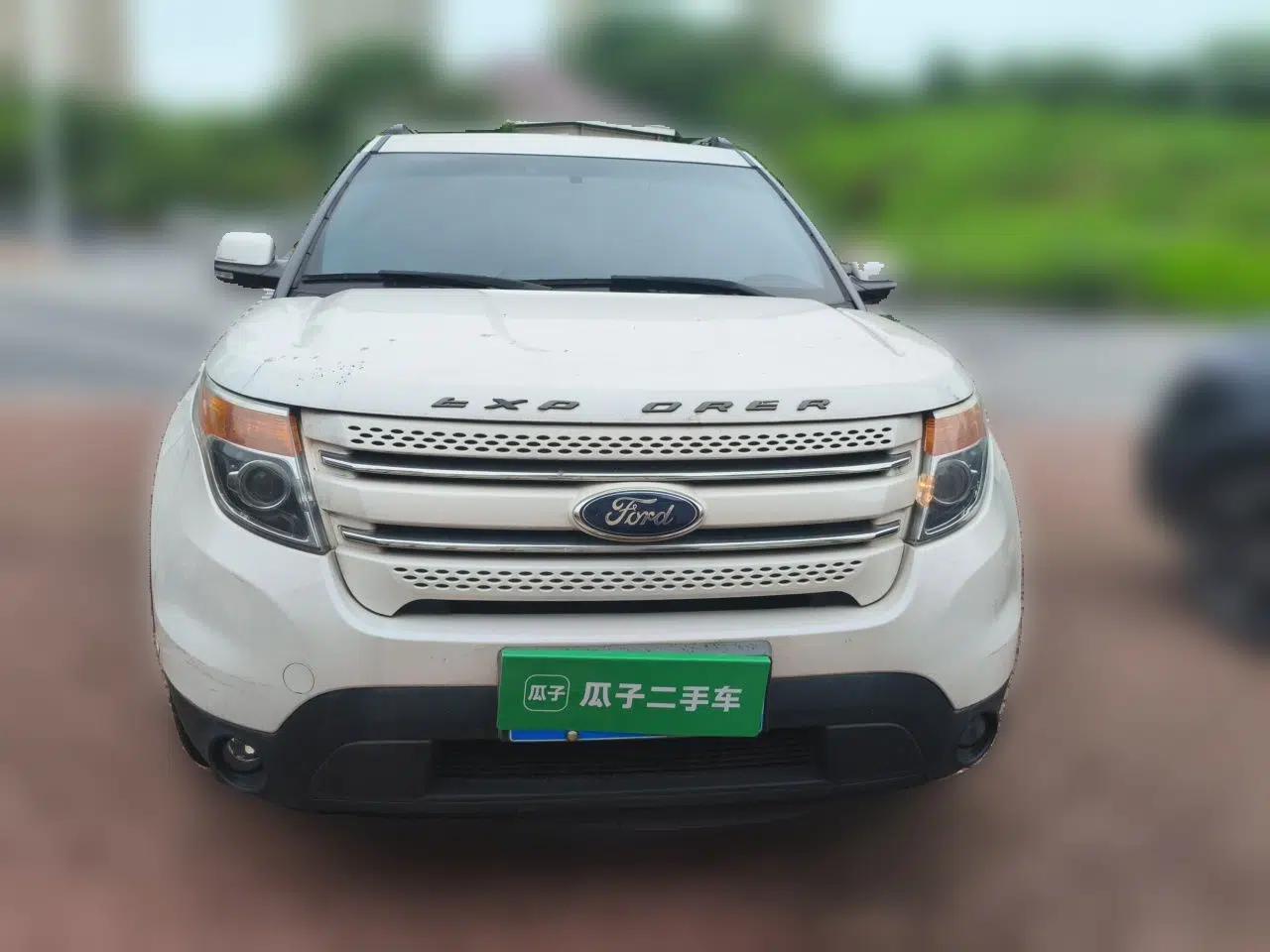 Ford Explorer 2013 3.5L Deluxe Model — миниатюра 2