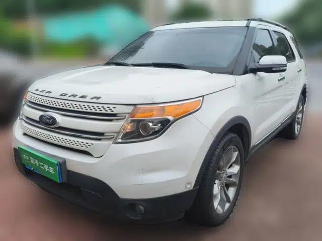 Ford Explorer 2013 3.5L Deluxe Model