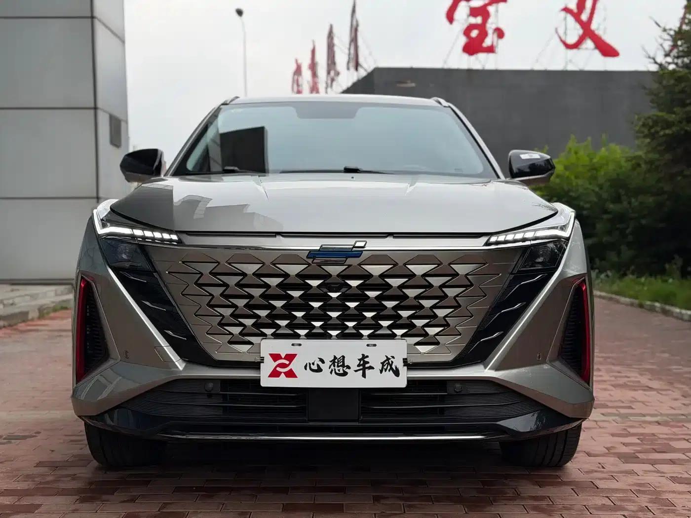 Changan Oushang Z6 2022 Blue Whale 1.5T DCT Smart Supreme Edition — миниатюра 2