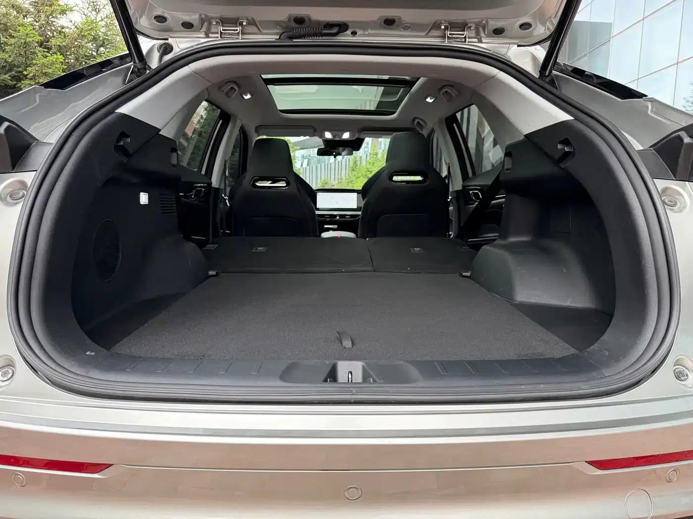Changan Oushang Z6 2022 Blue Whale 1.5T DCT Smart Supreme Edition — миниатюра 11