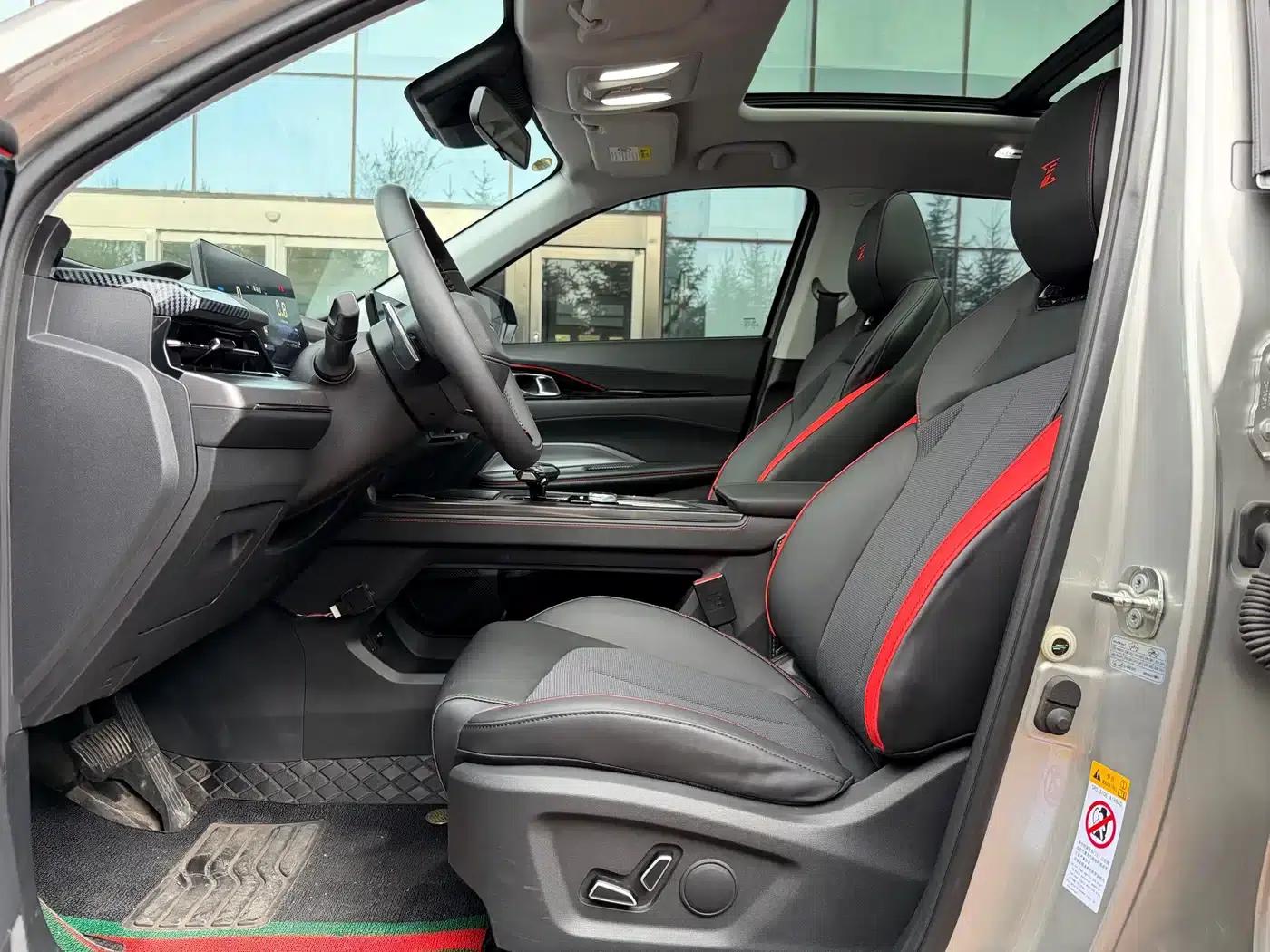 Changan Oushang Z6 2022 Blue Whale 1.5T DCT Smart Supreme Edition — миниатюра 26