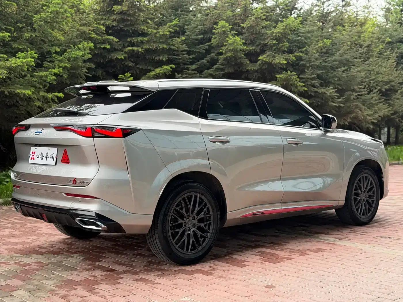 Changan Oushang Z6 2022 Blue Whale 1.5T DCT Smart Supreme Edition — миниатюра 7