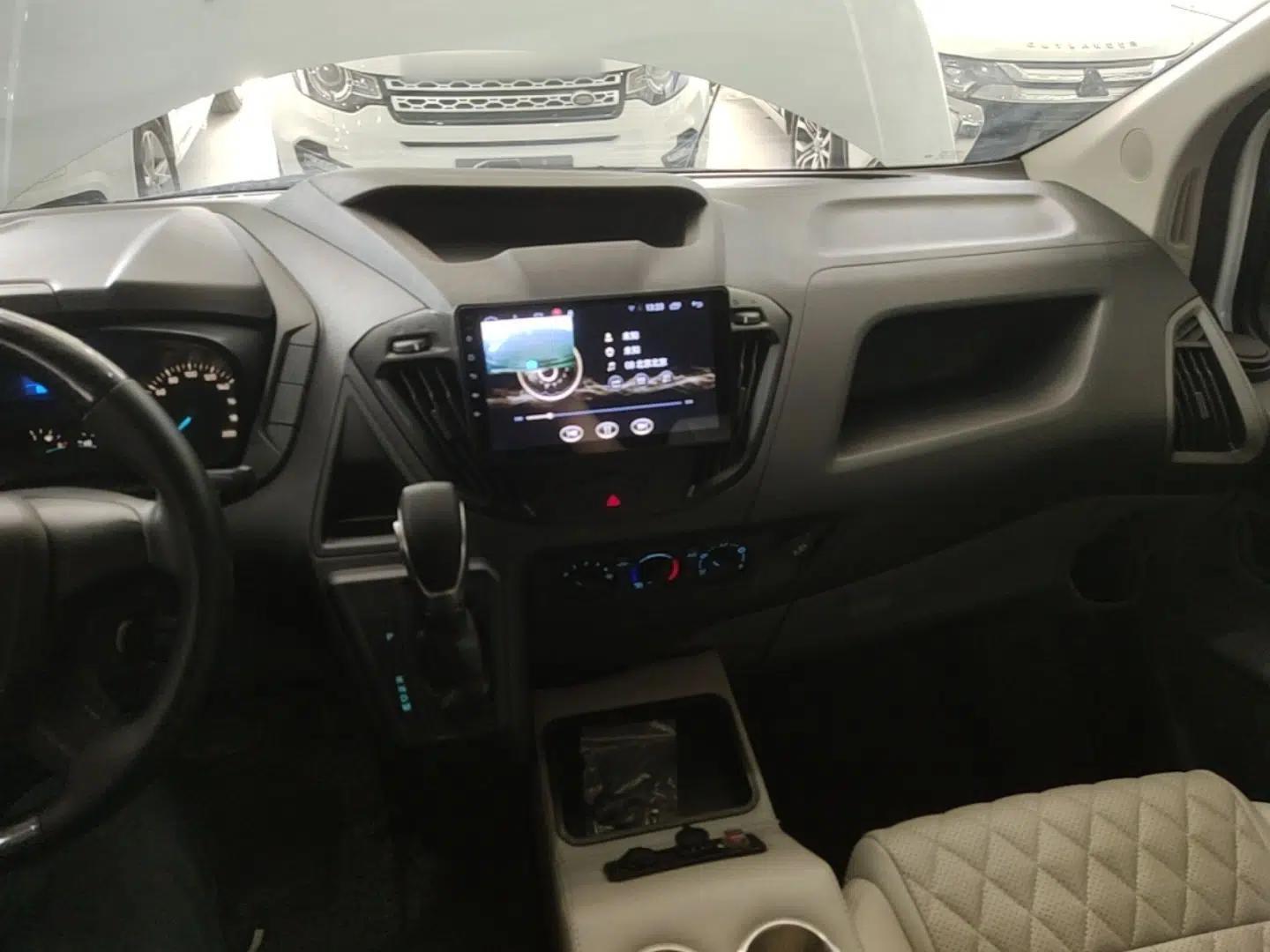 Ford Transit 2019 2.0T Gasoline Automatic Multi-Function Commercial Vehicle Short Wheelbase Low Roof 6-Seater China VI Standard — миниатюра 12