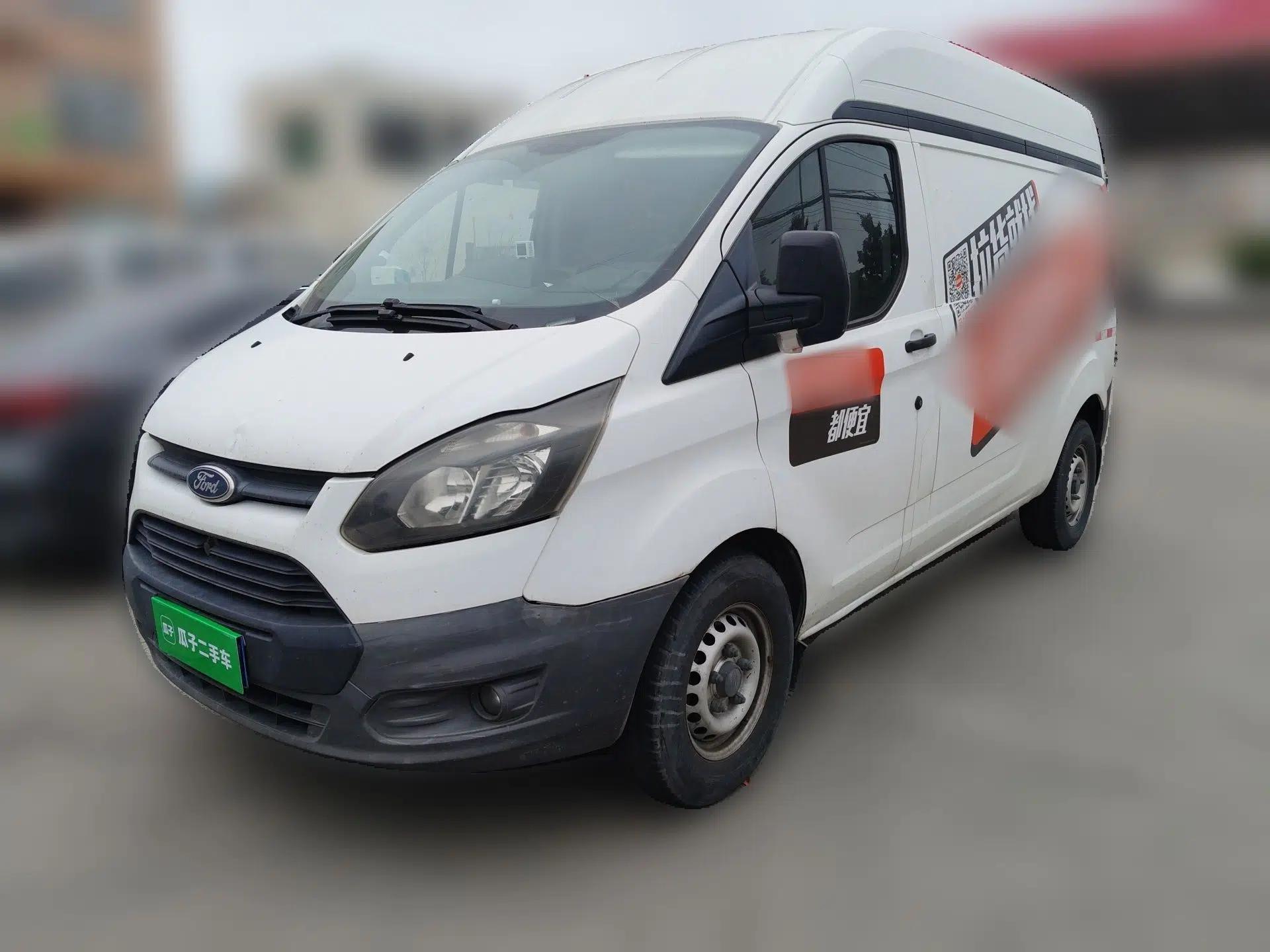 Ford Transit 2017 2.0T Diesel Van Mid-Chassis Mid-Roof China IV Standard — миниатюра 1