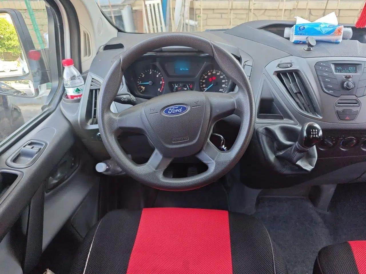 Ford Transit 2019 2.0T Diesel Multi-Purpose Commercial Vehicle Short Wheelbase Mid-Roof Design 6-Seater China VI Standard — миниатюра 11
