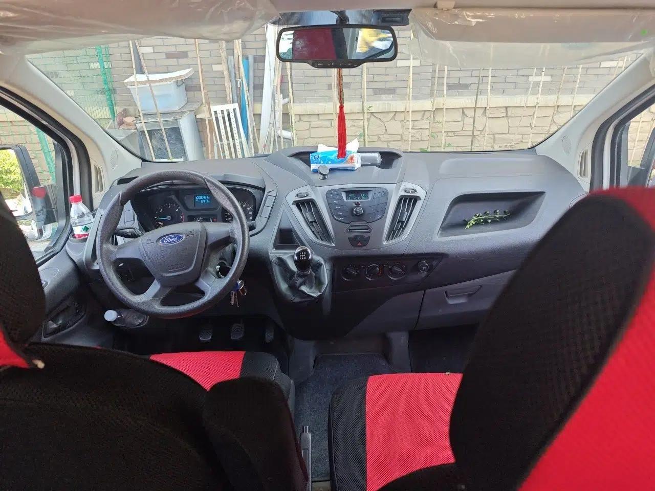 Ford Transit 2019 2.0T Diesel Multi-Purpose Commercial Vehicle Short Wheelbase Mid-Roof Design 6-Seater China VI Standard — миниатюра 10